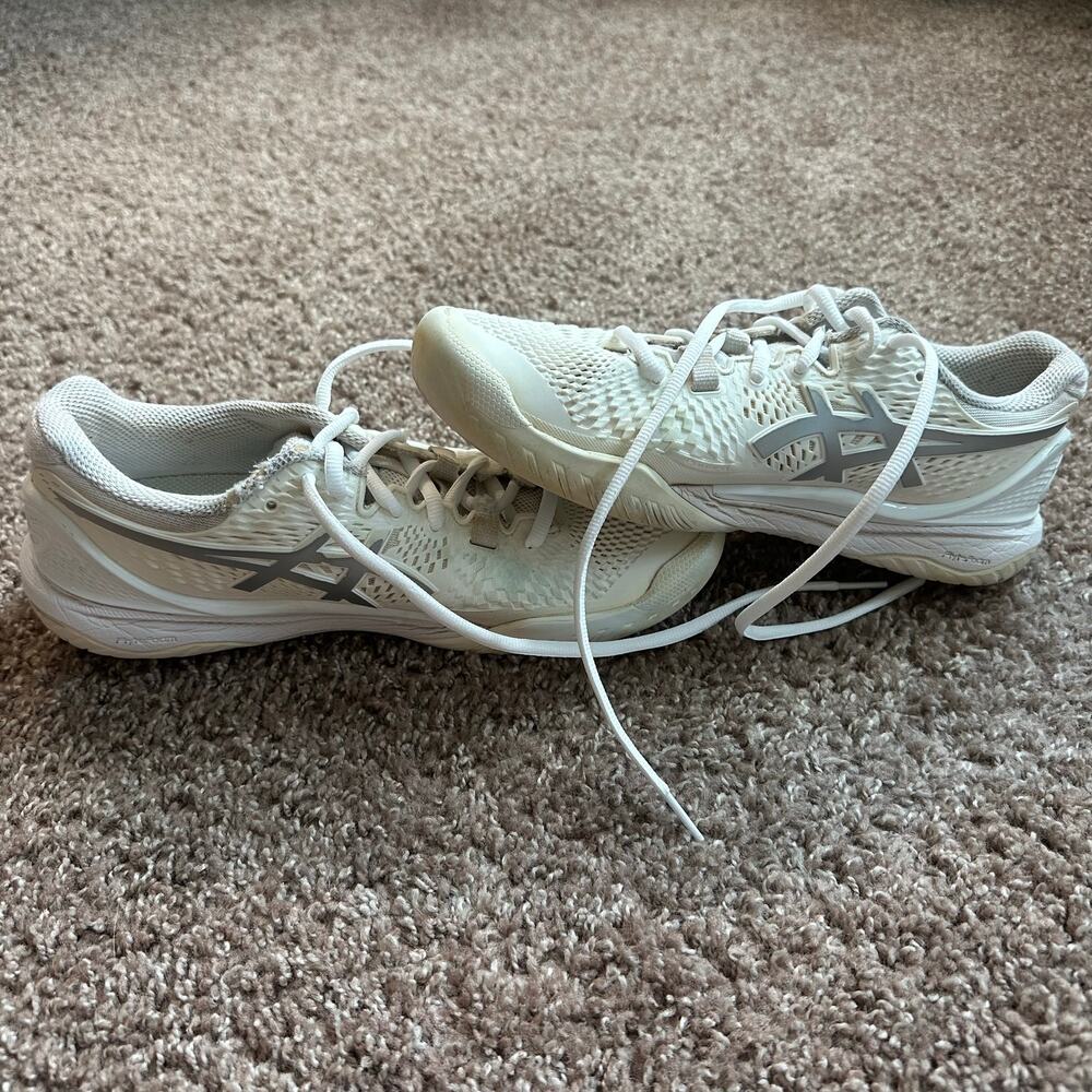 ASICS Gel Resolution White/Silver Tennis Shoes- 8.5 - Picture 5 of 7